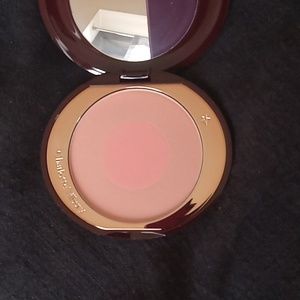 Charlotte Tilbury Cheek to Chic Swish & Pop Blush in Ecstasy